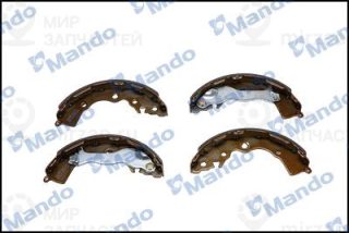 Комплект тормозных колодок MANDO MLH15