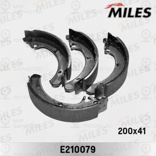 Комплект тормозных колодок MILES E210079
