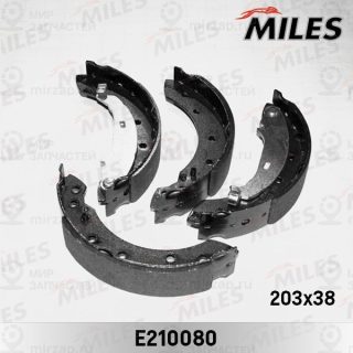 Комплект тормозных колодок MILES E210080