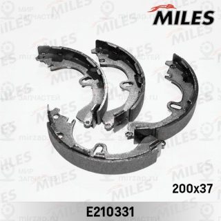 Комплект тормозных колодок MILES E210331