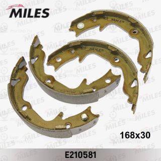 Комплект тормозных колодок стояночной системы MILES E210581