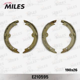 Комплект тормозных колодок стояночной системы MILES E210595