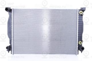 Радиатор охлаждения двигателя NISSENS 60307A