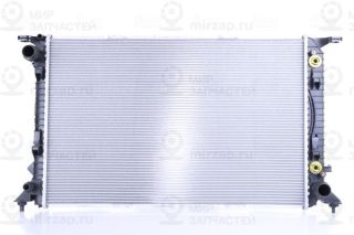 Радиатор охлаждения двигателя NISSENS 60318