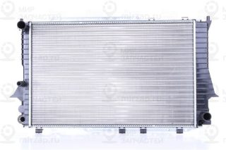 Радиатор охлаждения двигателя NISSENS 60458