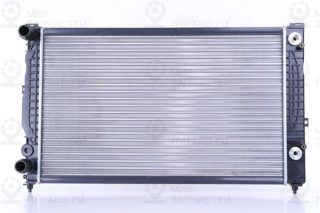 Радиатор охлаждения двигателя NISSENS 60499