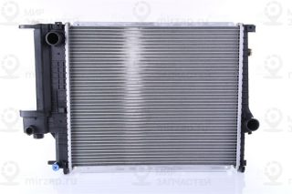 Радиатор охлаждения двигателя NISSENS 60743A