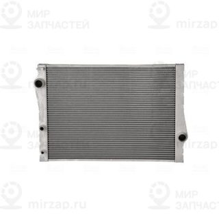 Радиатор охлаждения двигателя NISSENS 60823