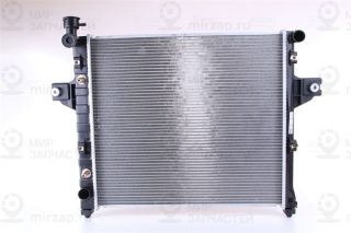 Радиатор охлаждения двигателя NISSENS 61009