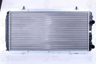 Радиатор охлаждения двигателя NISSENS 61390