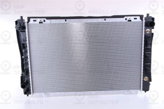 Радиатор охлаждения двигателя NISSENS 62003