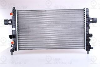 Радиатор охлаждения двигателя NISSENS 630702