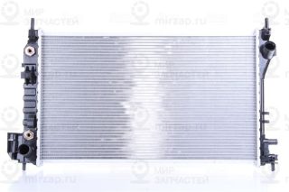 Радиатор охлаждения двигателя NISSENS 630703
