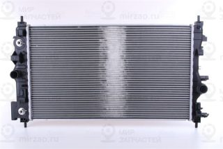 Радиатор охлаждения двигателя NISSENS 630724