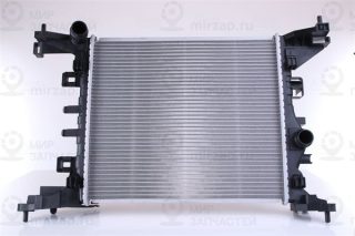 Радиатор охлаждения двигателя NISSENS 630734