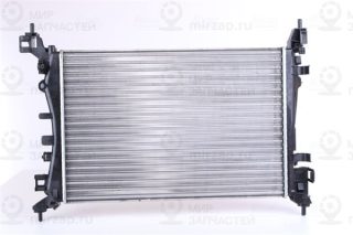 Радиатор охлаждения двигателя NISSENS 630743
