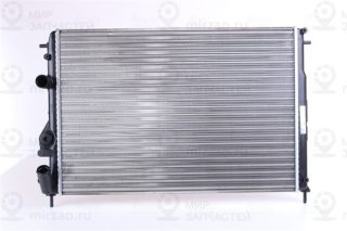 Радиатор охлаждения двигателя NISSENS 63896A