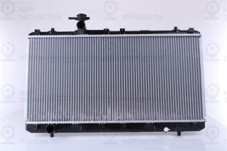 Радиатор охлаждения двигателя NISSENS 64167A