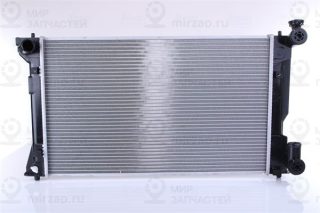 Радиатор охлаждения двигателя NISSENS 64667A