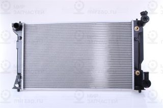 Радиатор охлаждения двигателя NISSENS 64668A