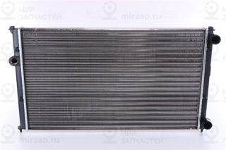 Радиатор охлаждения двигателя NISSENS 652441