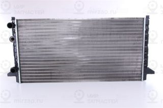Радиатор охлаждения двигателя NISSENS 65256