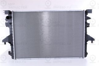 Радиатор охлаждения двигателя NISSENS 65285