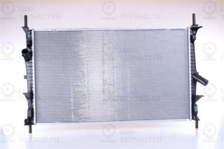 Радиатор охлаждения двигателя NISSENS 66861