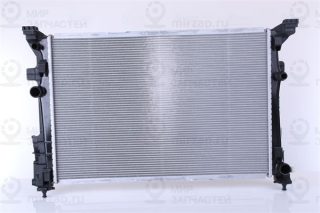 Радиатор охлаждения двигателя NISSENS 67187