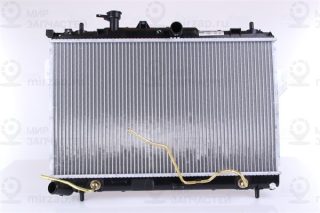 Радиатор охлаждения двигателя NISSENS 67480