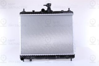 Радиатор охлаждения двигателя NISSENS 67495