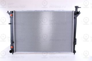 Радиатор охлаждения двигателя NISSENS 67521