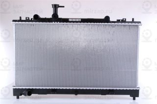 Радиатор охлаждения двигателя NISSENS 68509