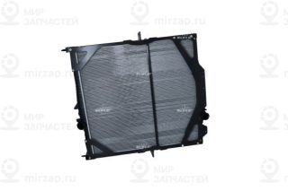 Радиатор охлаждения двигателя NRF 529702
