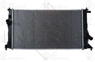 Радиатор охлаждения двигателя NRF 53465