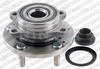 Комплект подшипника ступицы колеса SNR R18478