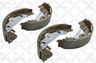 Комплект тормозных колодок STELLOX 000463SX