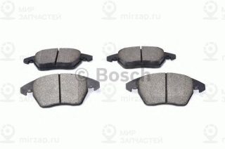 Тормозные колодки передние BOSCH 0986424825