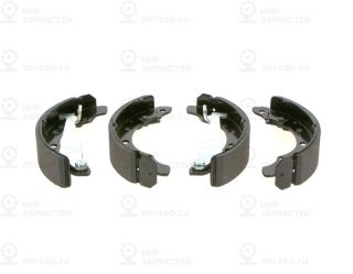 Комплект тормозных колодок BOSCH 0986487536