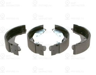 Комплект тормозных колодок BOSCH 0986487660