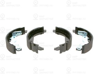 Комплект тормозных колодок BOSCH 0986487774