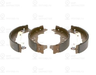 Комплект тормозных колодок BOSCH 0986487810