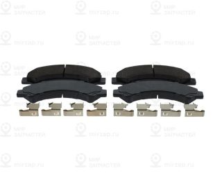 Комплект тормозных колодок (дисковый тормоз) BOSCH 0986494677