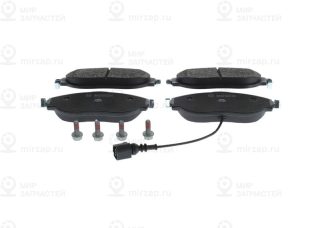 Комплект тормозных колодок (дисковый тормоз) BOSCH 0986494704