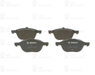 Комплект тормозных колодок (дисковый тормоз) BOSCH 0986495215