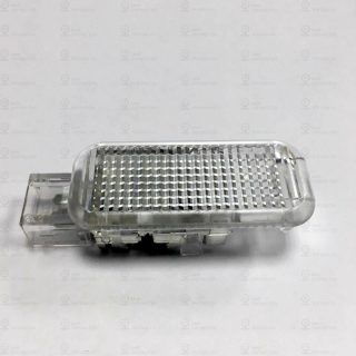 Запчасть VAG 8J0947409A
