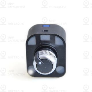 Запчасть VAG 8V0907569