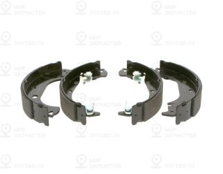 Комплект тормозных колодок BOSCH 0986487626