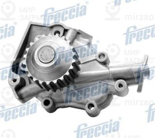 Насос водяной (охлаждение двигателя) FRECCIA WP0271