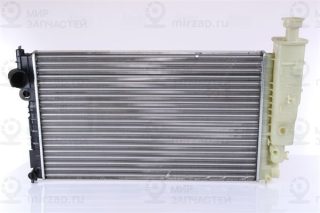 Радиатор охлаждения двигателя NISSENS 63528